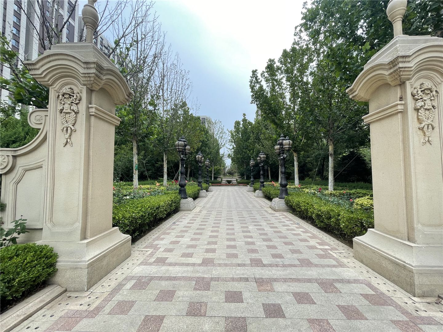 中海金玺公馆 environment