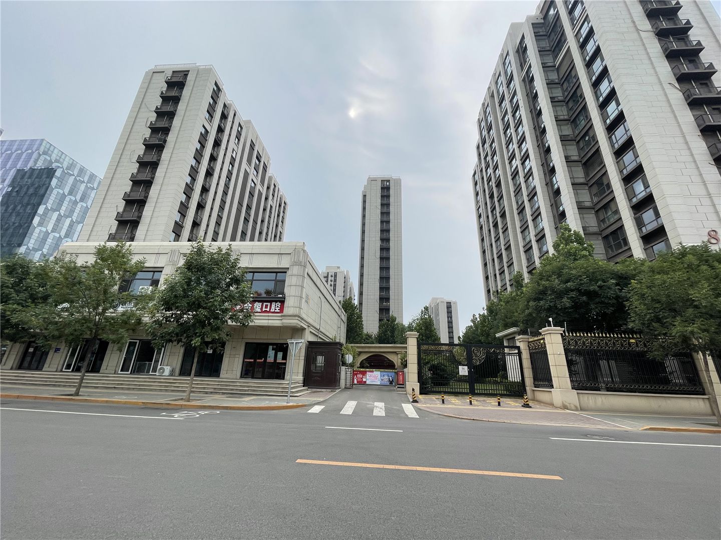 中海金玺公馆 environment