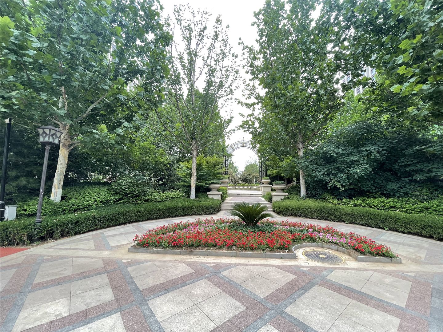 中海金玺公馆 environment