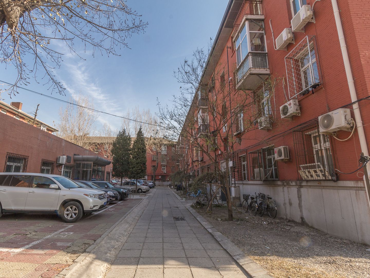 砖塔胡同78号院 environment