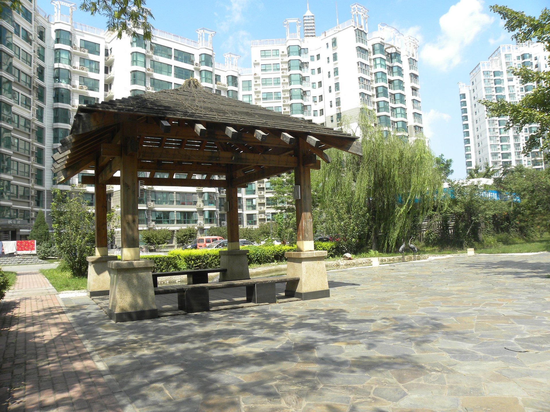 珠江峰景 environment