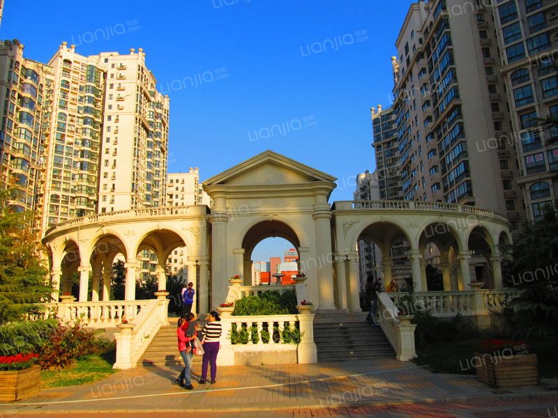 珠江罗马嘉园西区 environment