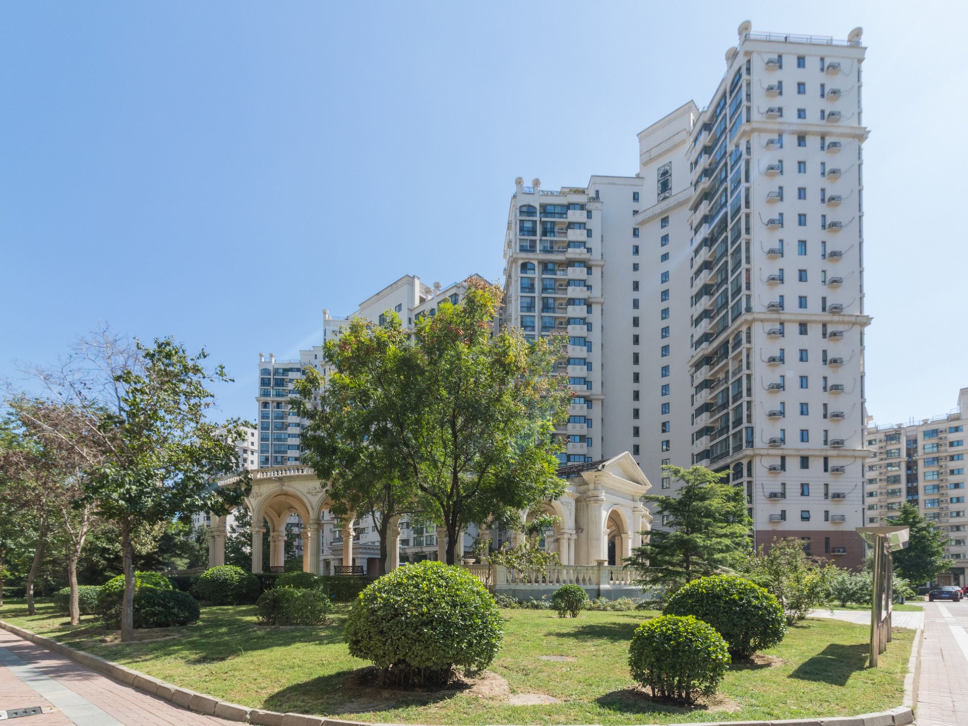 珠江罗马嘉园西区 environment