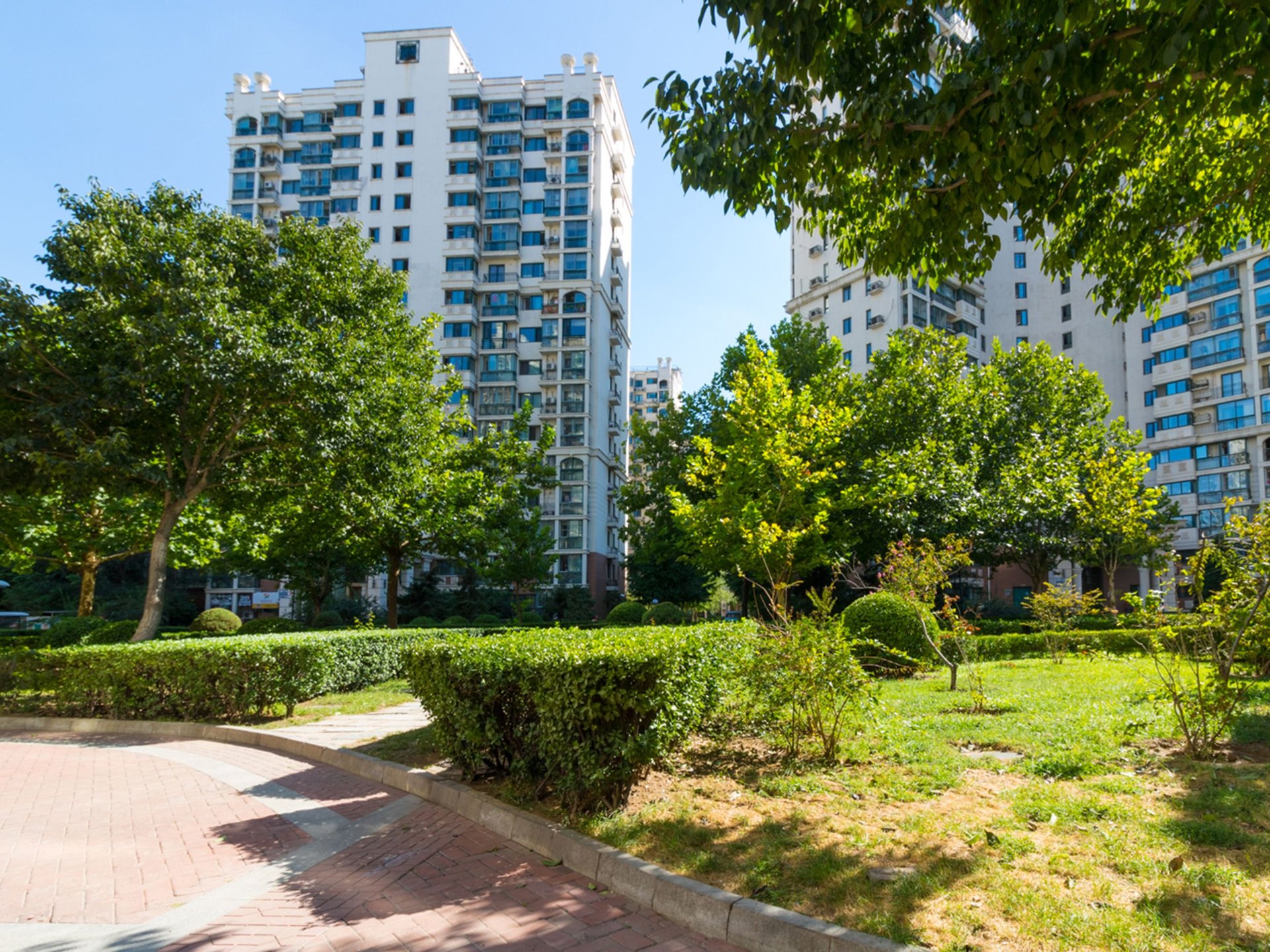 珠江罗马嘉园西区 environment