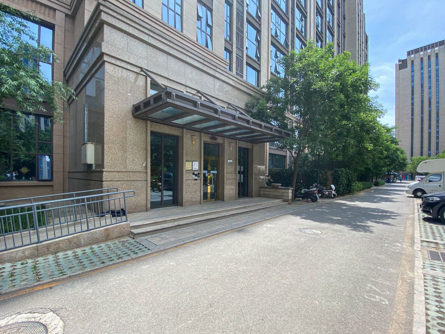 珠江四季悦城 environment