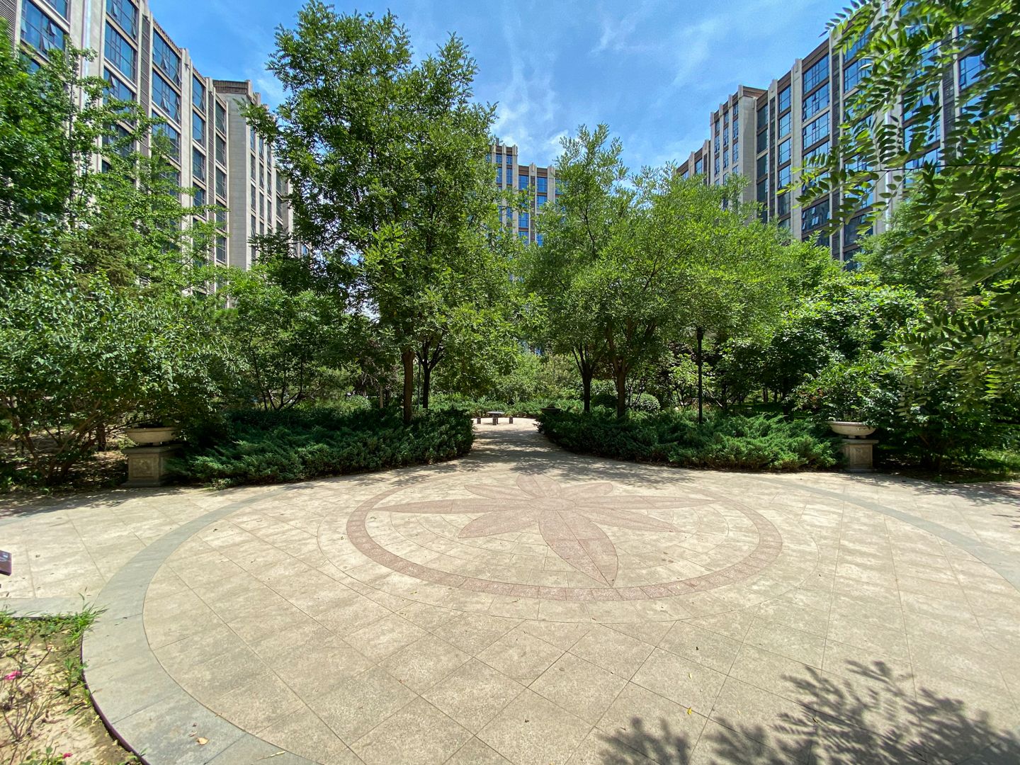 珠江四季悦城 environment