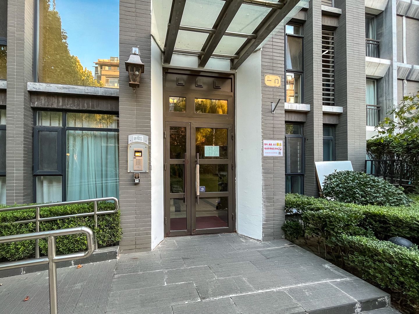 朱雀门 environment