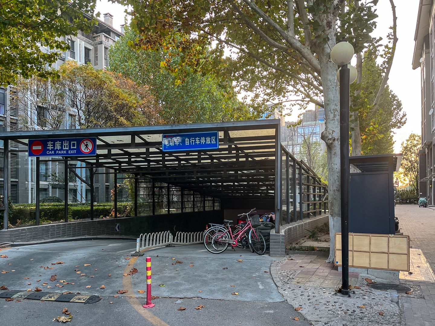 朱雀门 environment