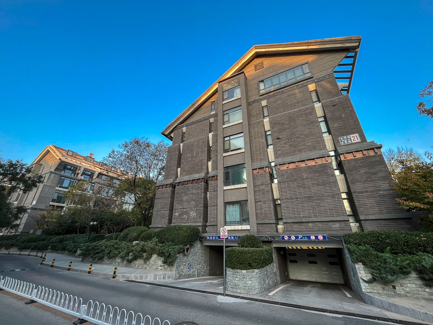 朱雀门 environment