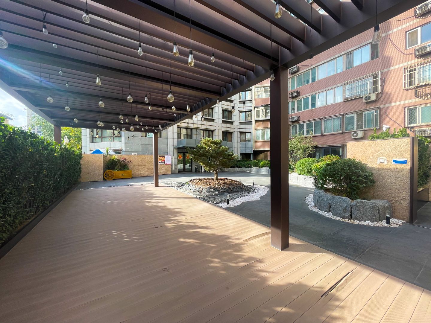 尊悦光华 environment