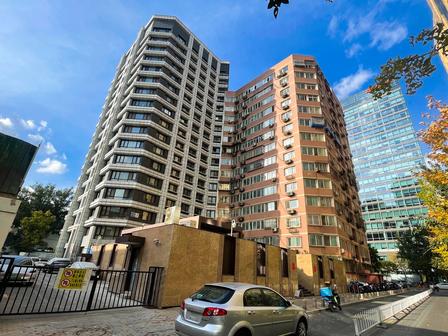 尊悦光华 environment