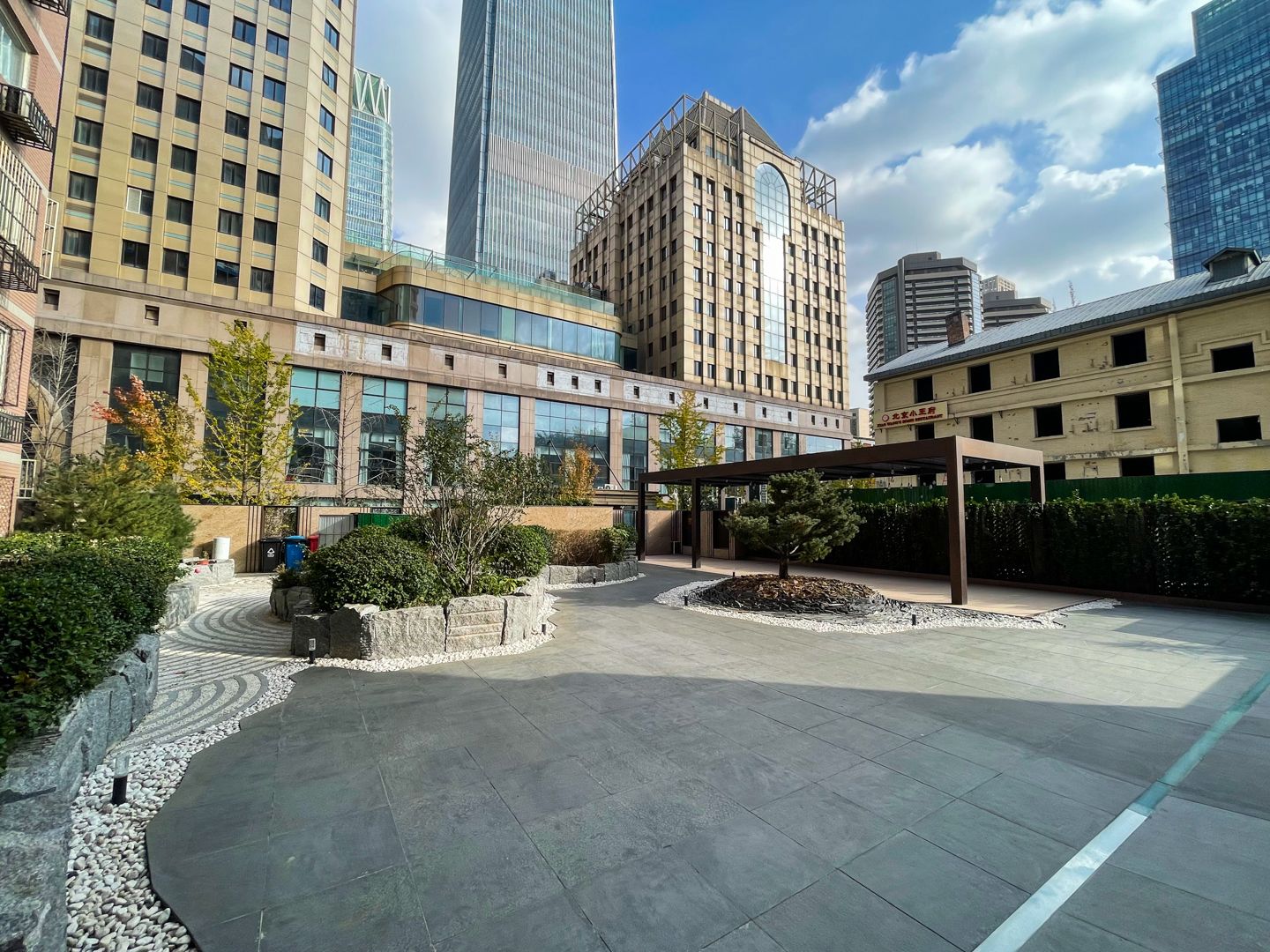 尊悦光华 environment