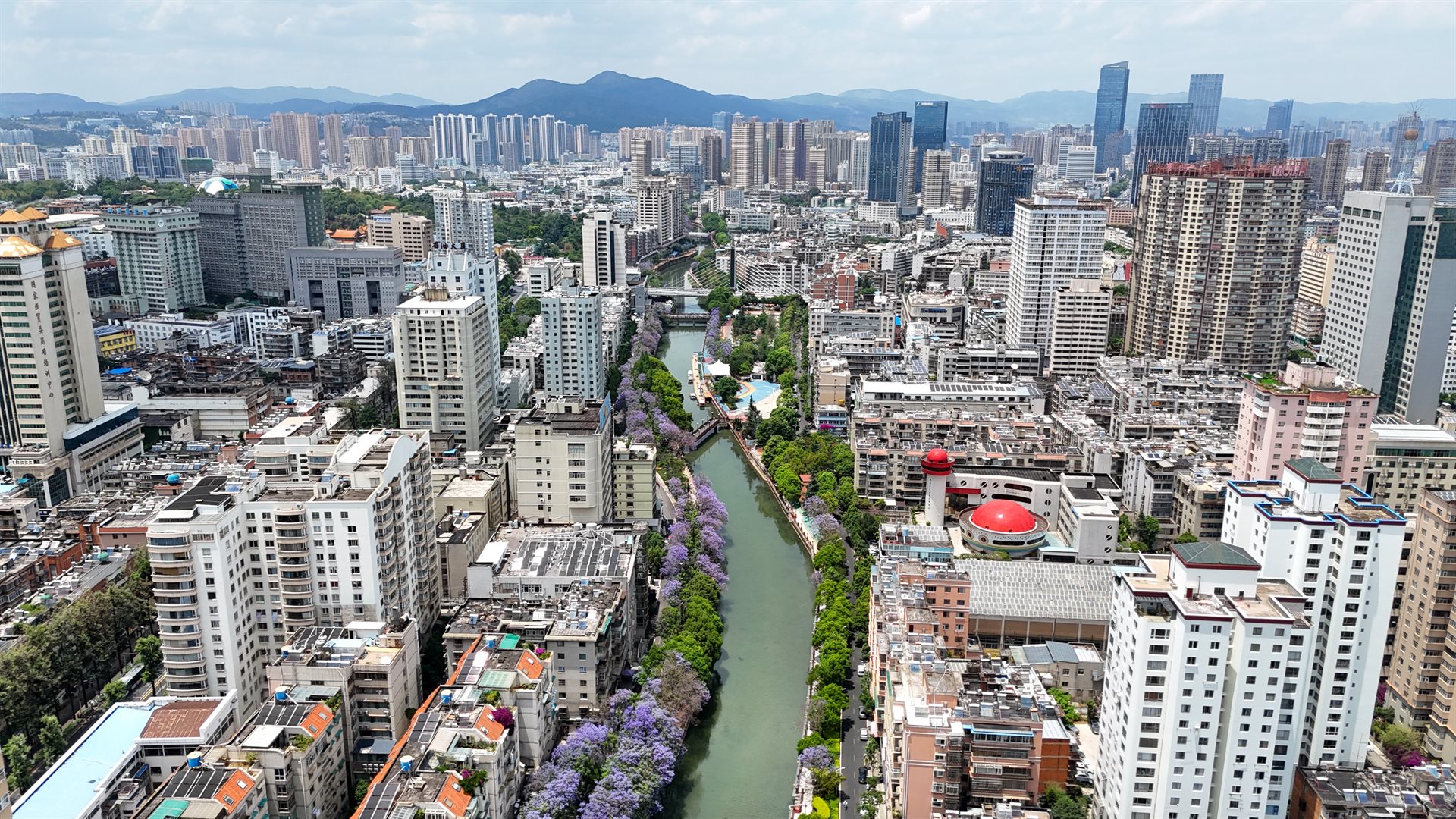 Kunming skyline