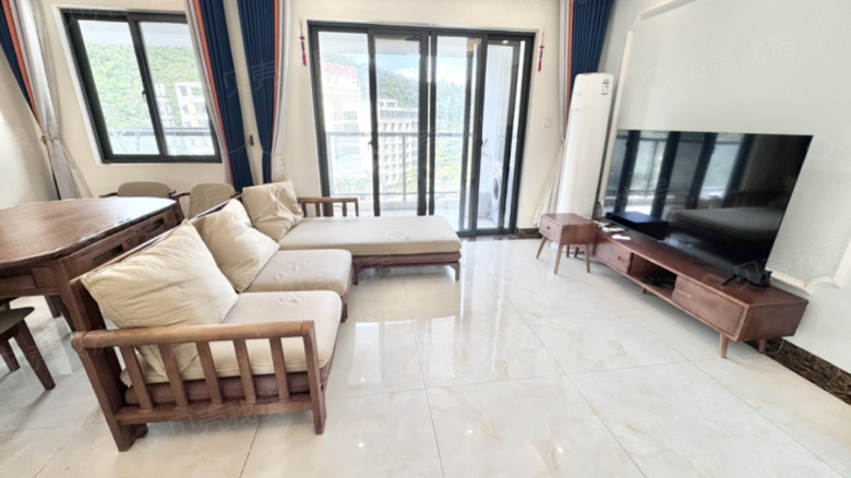 Rent Apartment in Sanya: Pure Serene Music: Western County