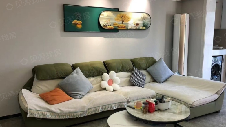 Rent Apartment in Sanya: Poly Greentown Yuefu