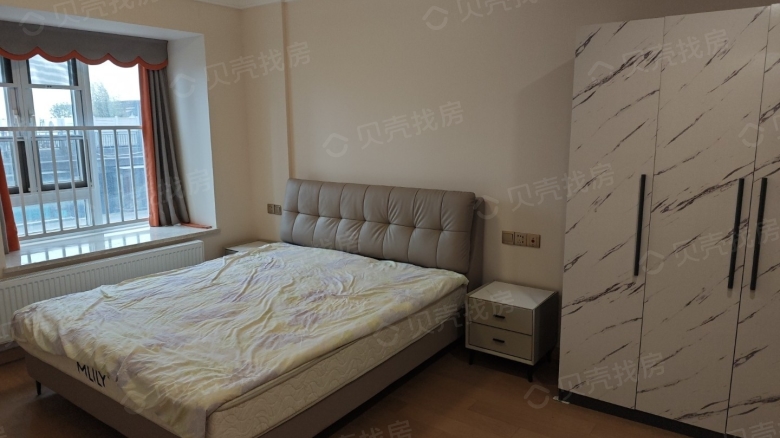 Wuhan expat housing - Furnished apartment: Longfor Optics Valley City