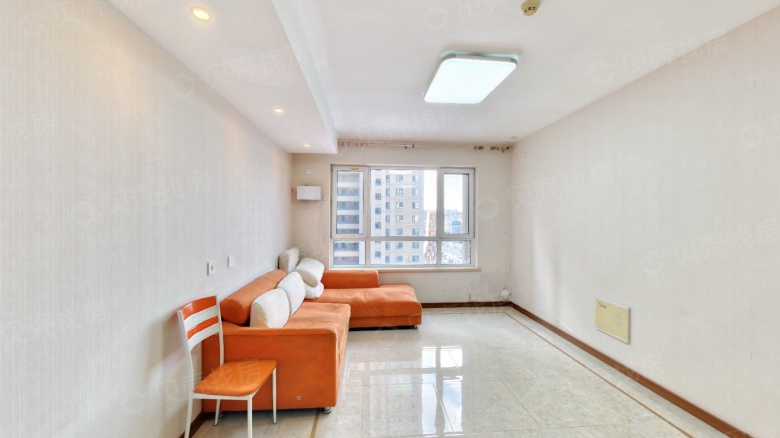 Apartment for rent in Shenyang - Vanke Shengfeng Emerald Light - Photo 1
