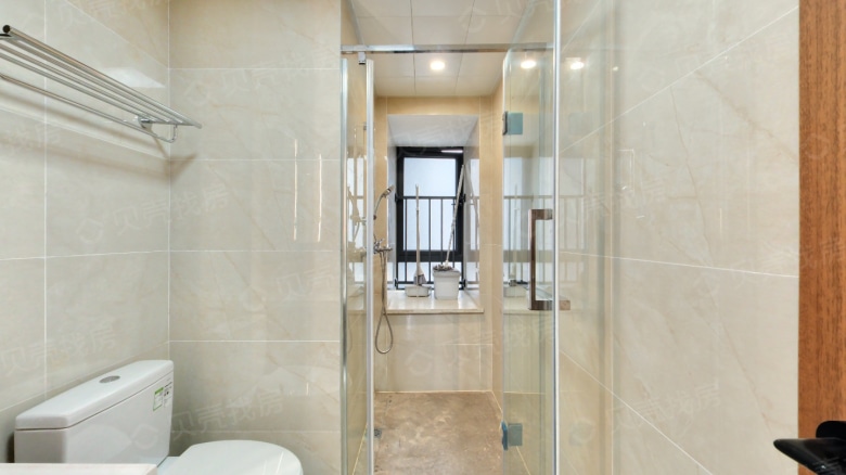 Apartment for rent in Wuhan - Zhaoshang Jiangshan Heyue - Photo 3