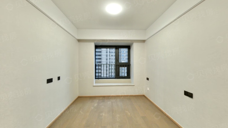 Apartment for rent in Nanjing - Jinling Center - Photo 1