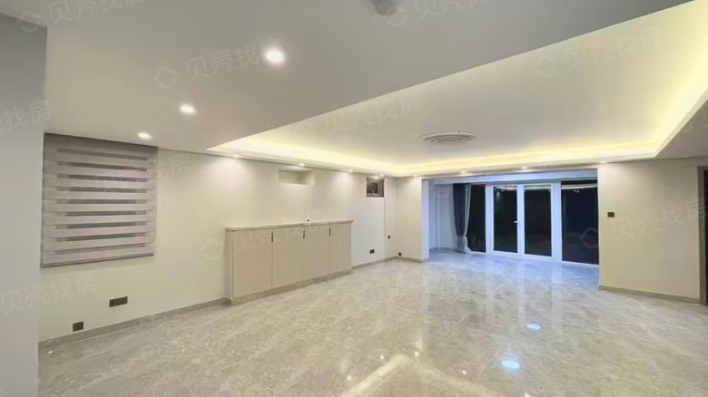 Shanghai expat housing - Furnished apartment: Donghai Royal Court