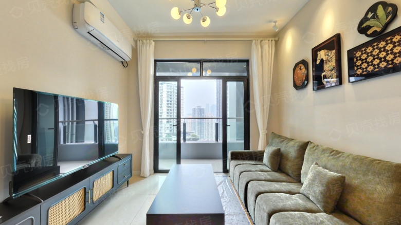 Robinson Square Shangcheng Huafu