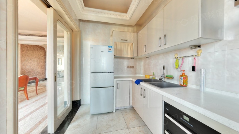 Apartment for rent in Qingdao - Galaxy Bay Phase 1, Garden No. 1 - Photo 7