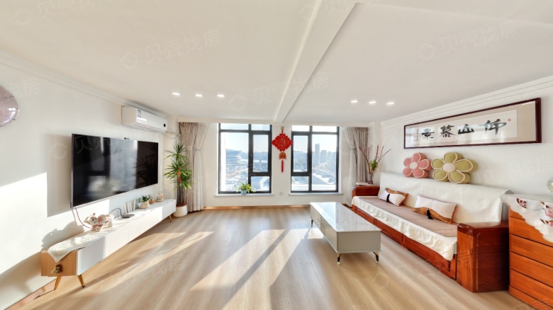 Rent Apartment in Dalian: Ocean Diamond Bay Times Sea