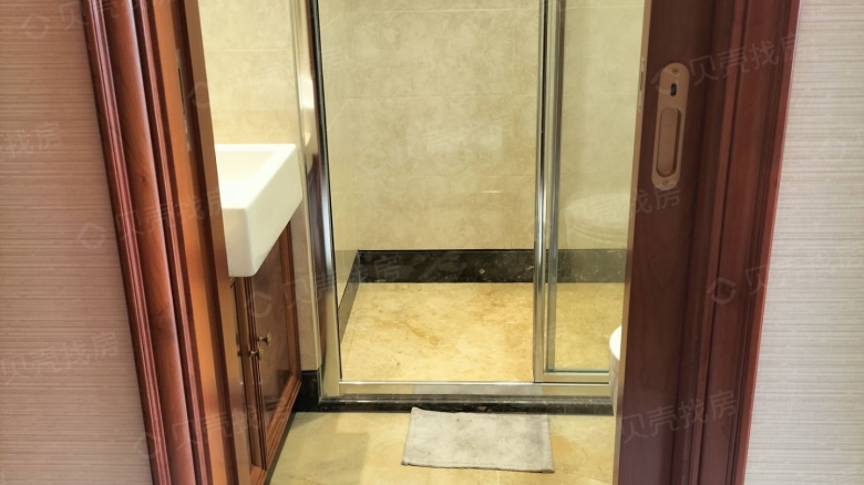 Apartment for rent in Qingdao - Galaxy Bay Phase 1, Garden No. 2 - Photo 8