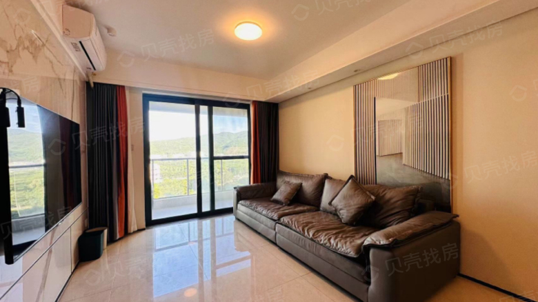 Rent Apartment in Sanya: Poly Greentown Yuefu