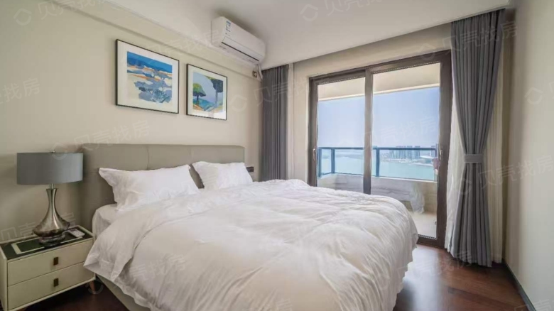 Zhanjiang expat housing - Furnished apartment: Poly Tianyue Bay