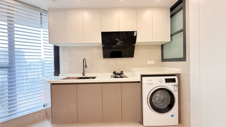Apartment for rent in Shanghai - Greenland Haiyi Apartment - Photo 4
