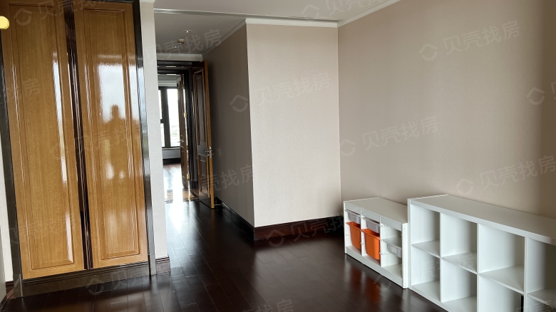 Harbin expat housing - Furnished apartment: R&F Jiangwan New City