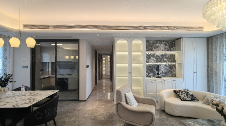 Rent Apartment in Fuzhou: Poly International Trade Tianqin Lake