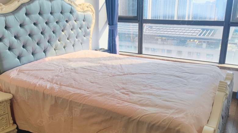 Double Mountain Lake Bay