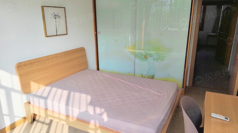 Apartment for rent in Shanghai - Changfeng Xinyuan, Changfeng No. 2 Village - Photo 2