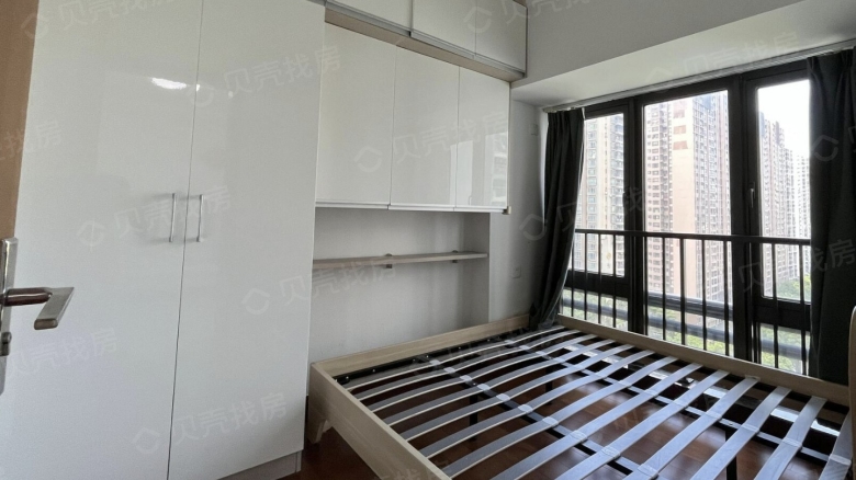 Shenzhen expat housing - Furnished apartment: Linghangcheng Lingshang Huafu