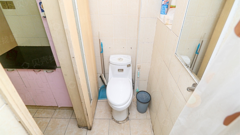 Apartment for rent in Shanghai - Dongjian New Village - Photo 4