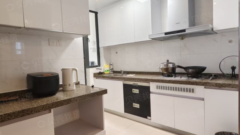 Apartment for rent in Haikou - Evergrande Meilisha Tianhuan Bay - Photo 6