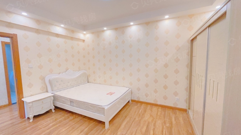Apartment for rent in Kunming - Kunming Plaza Block B - Photo 3