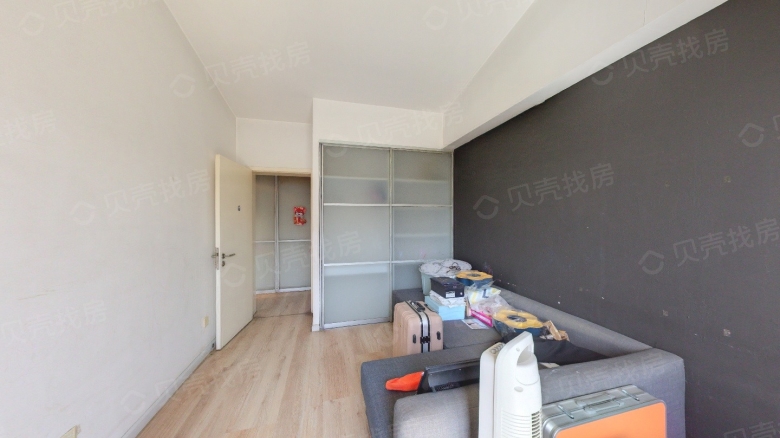Apartment for rent in Beijing - Photo 1
