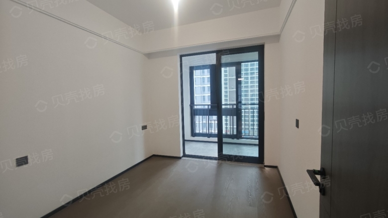 Wuhan expat housing - Furnished apartment: Wuhan Urban Construction Vanke Yunbo Riverside