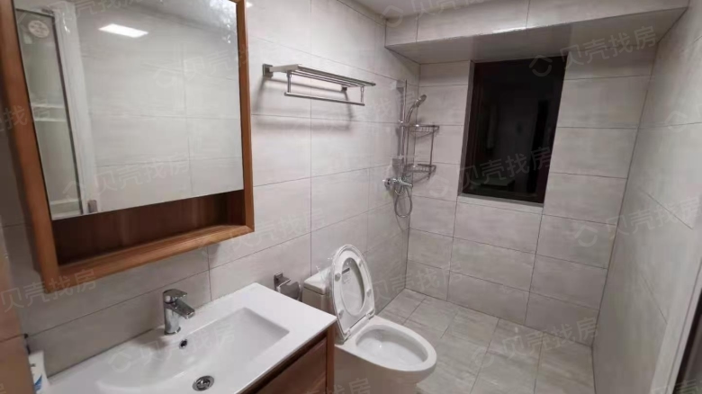 Apartment for rent in Shenzhen - Golden Lake No. 1 - Photo 2