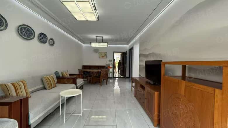 Rent Apartment in Sanya: Greenland · Yuelan Bay