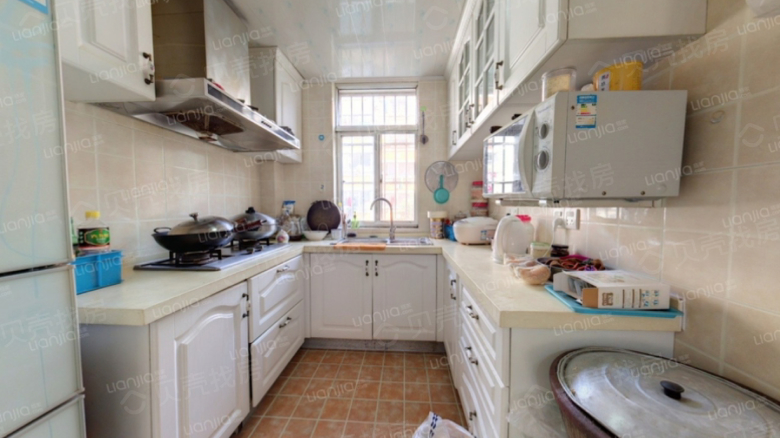 Apartment for rent in Nanjing - Taiping Huayuan North District - Photo 6