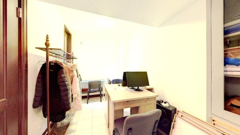 Related Property Image