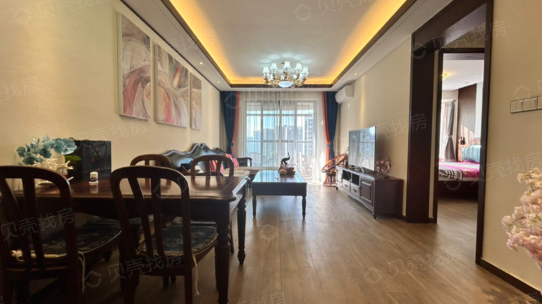 Rent Apartment in Sanya: Sanya Yishan Lake