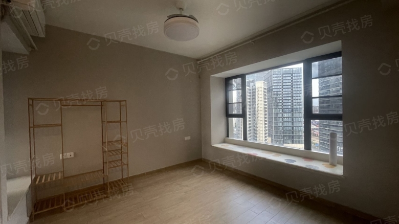 Haikou expat housing - Furnished apartment: Poly Central Coast Phase IV Pure Realm