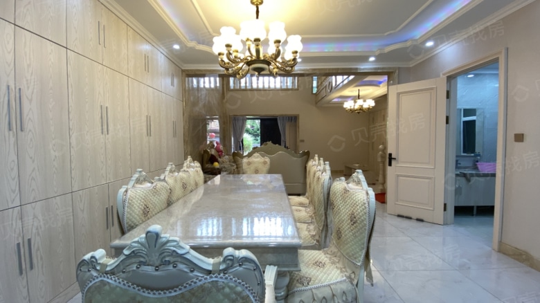 Apartment for rent in Shenyang - Longhu Xiangti Stroll - Photo 1