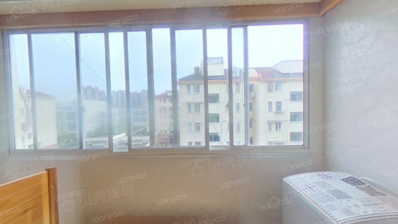 Apartment for rent in Shanghai - Sanjiang Residential Quarter - Photo 3