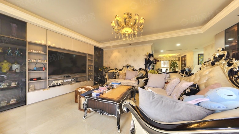 Rent Apartment in Suzhou: Inwin Crown International